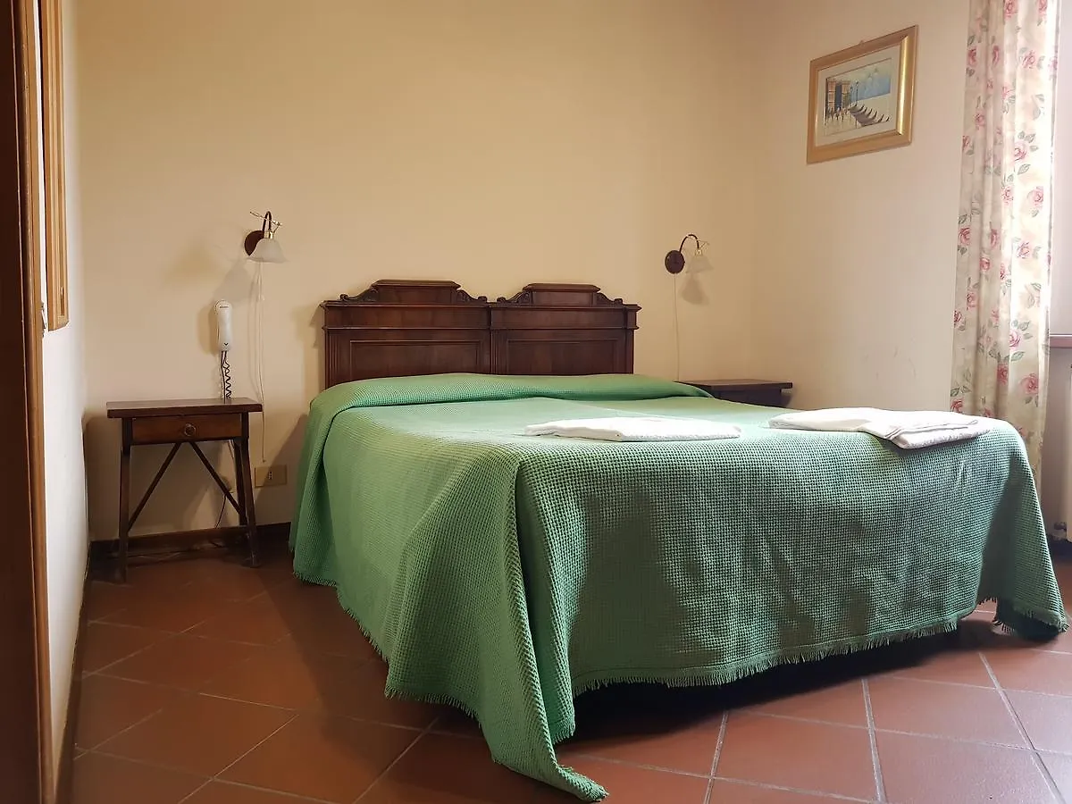Hotel Imposto Santo 0*,  Italy